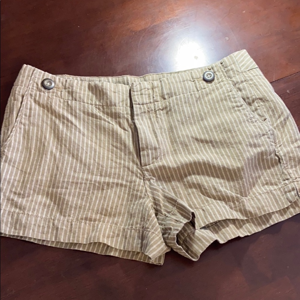 Gap shorts